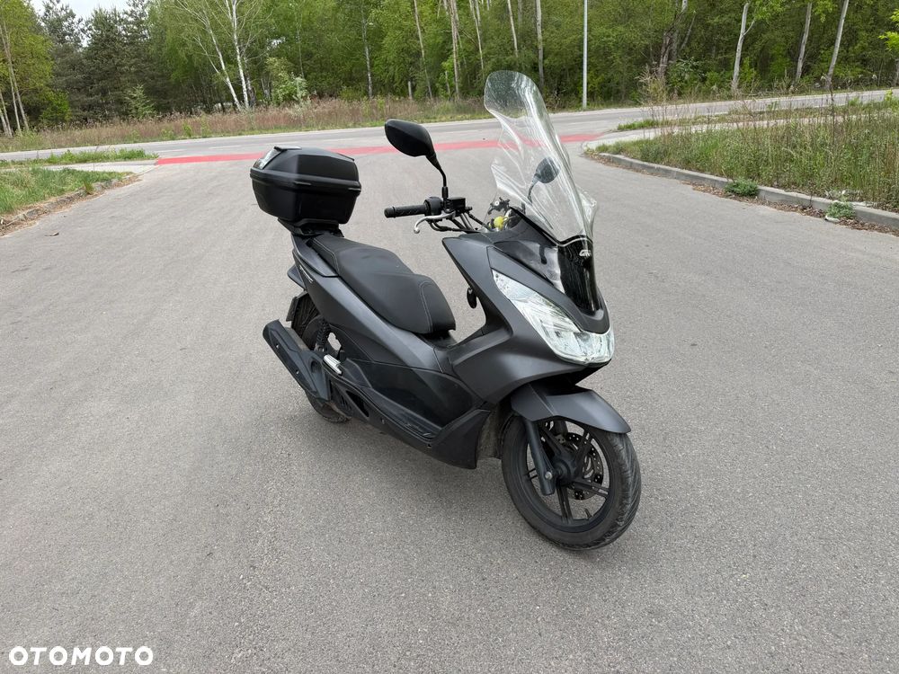 Honda PCX - 1