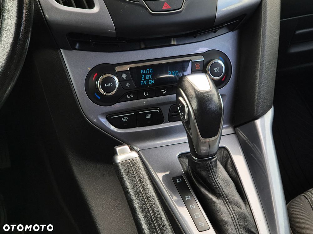 Ford Focus 1.6 SYNC Edition PowerShift - 18