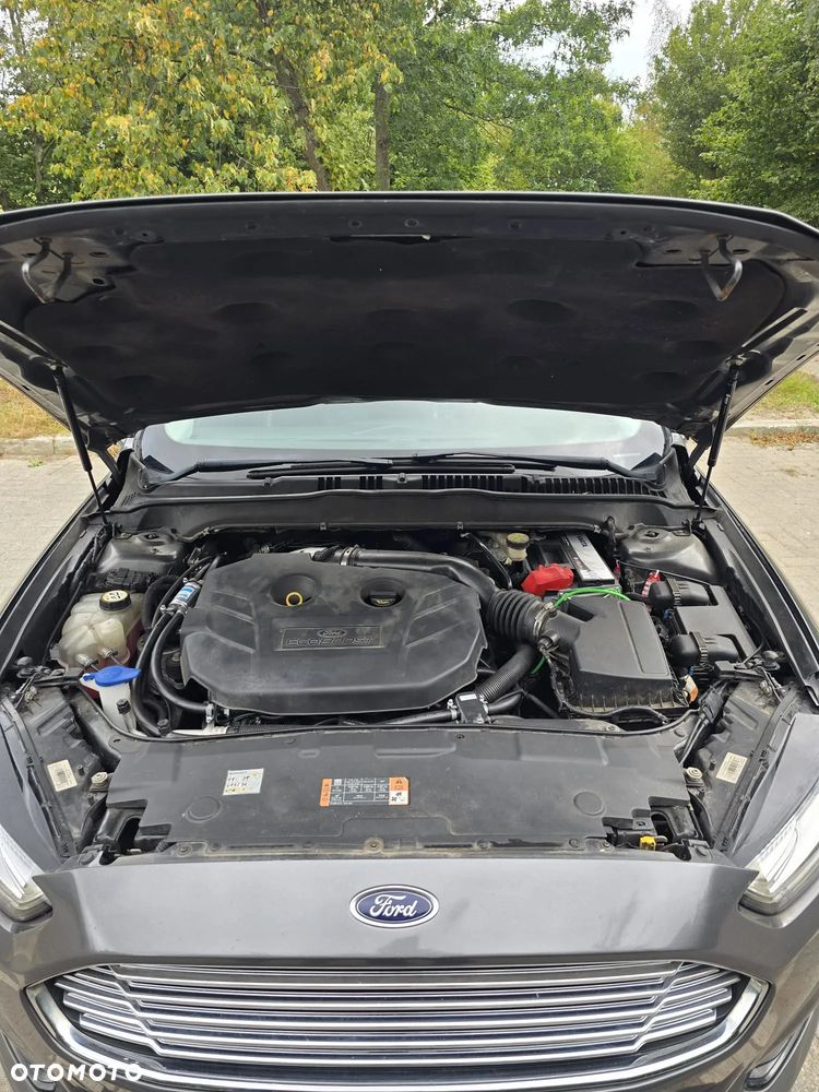 Ford Fusion 2.0 EcoBoost Titanium - 10