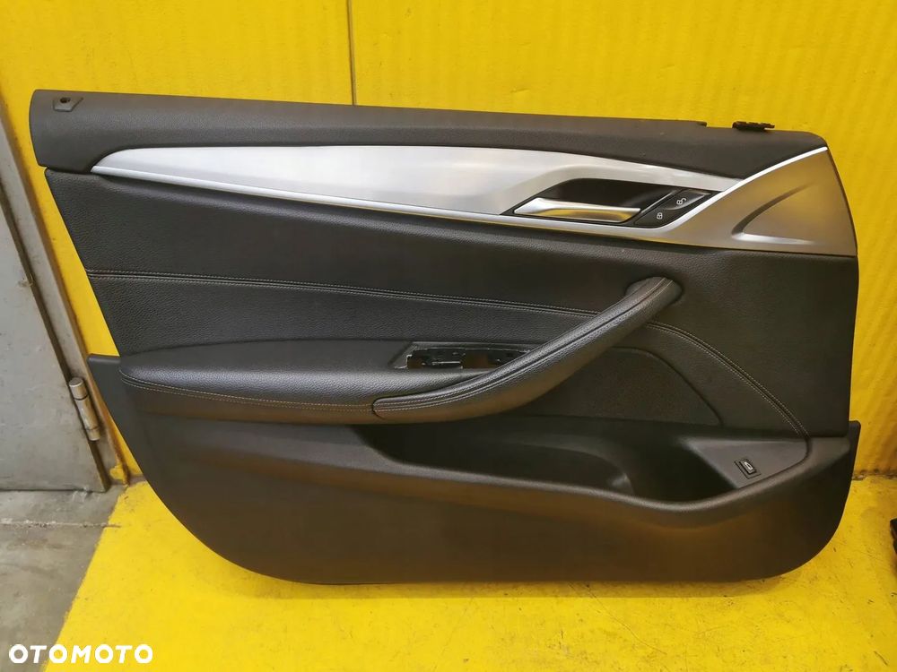 BMW 5 G30 SEDAN FOTEL FOTELE KANAPA BOCZKI TUNEL GRZANE 18r. * - 10