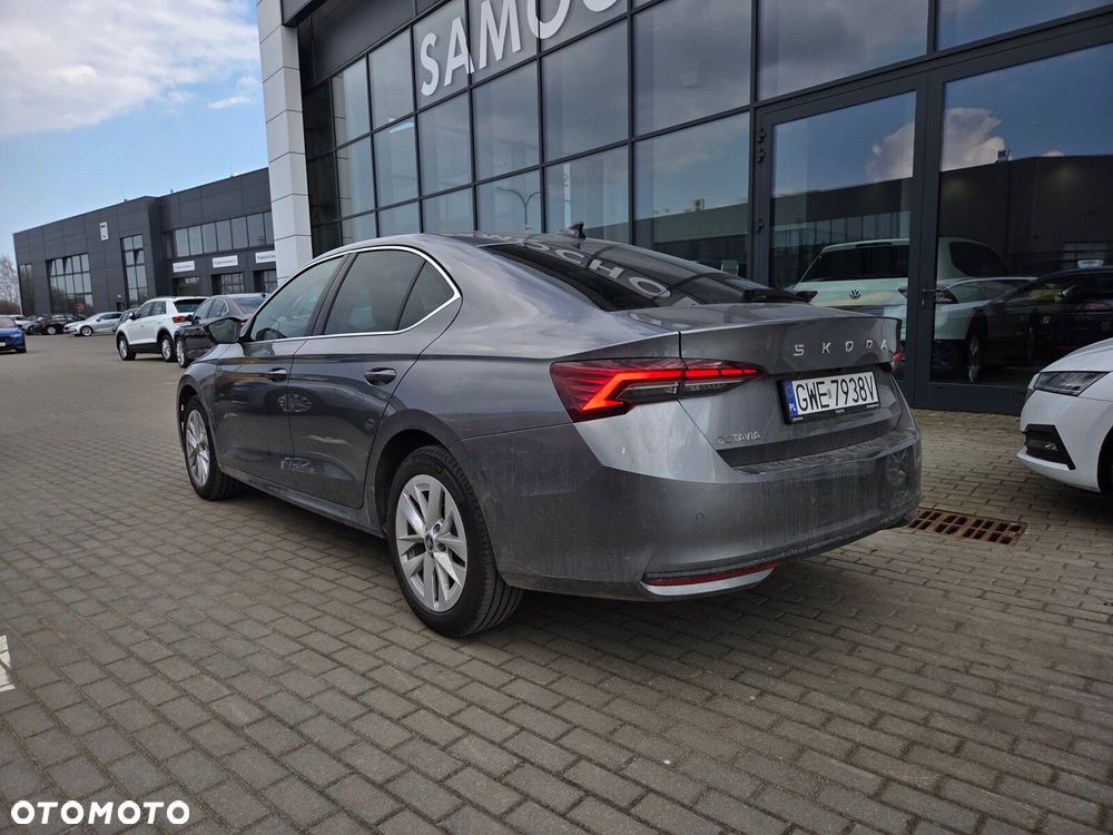 Skoda Octavia - 2