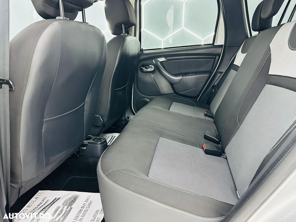 Dacia Duster SCe 115 4x2 Laureate - 15