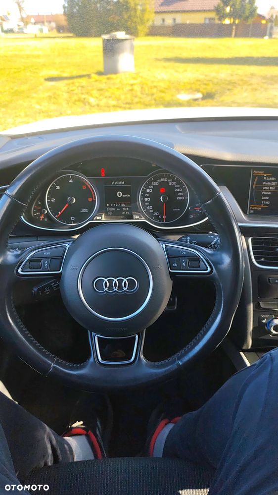 Audi A4 Avant 2.0 TDI - 14