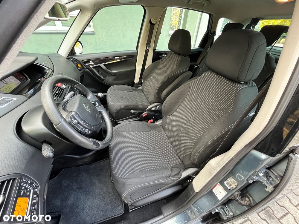 Citroën C4 Picasso 1.6 HDi Impress - 17