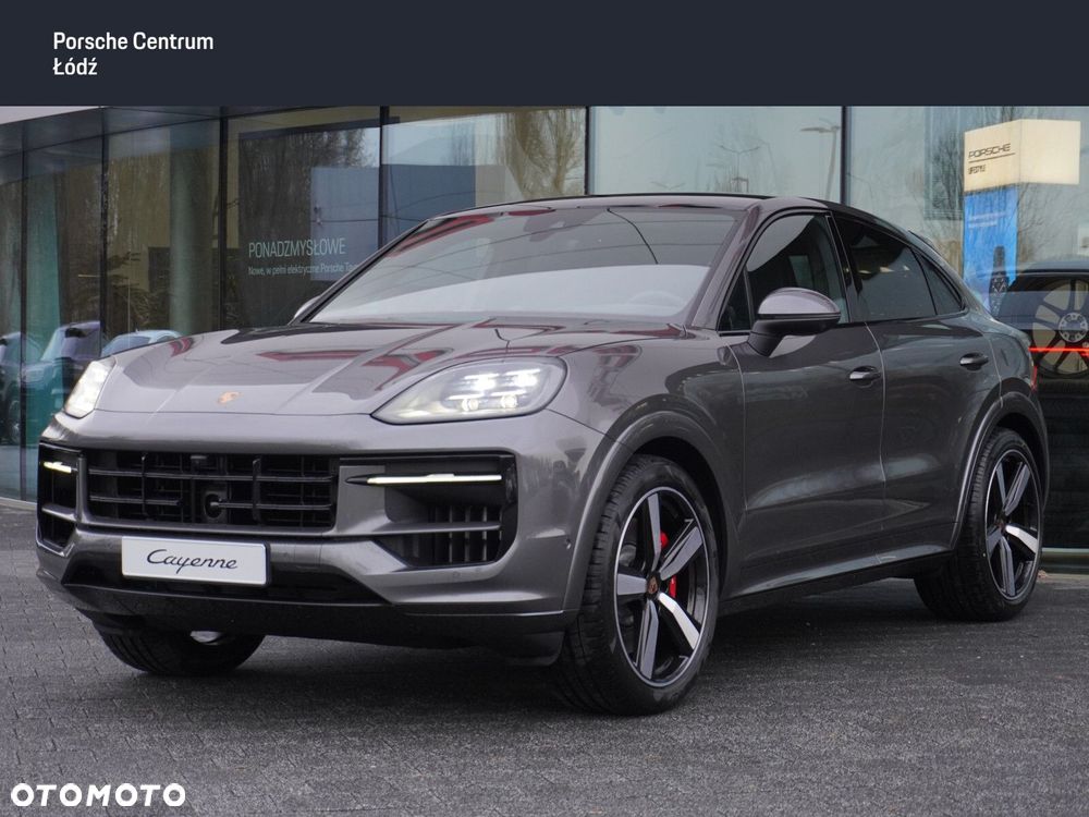 Porsche Cayenne - 1