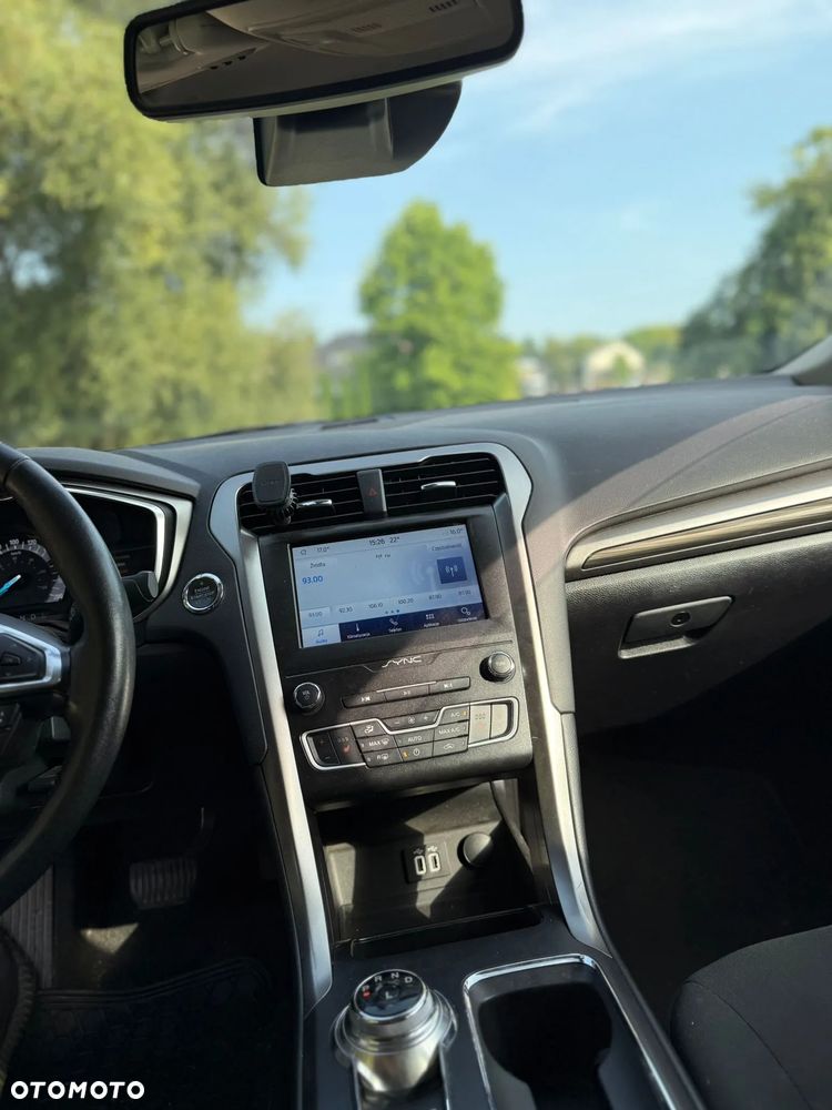 Ford Mondeo 2.0 Hybrid Executive Plus - 11