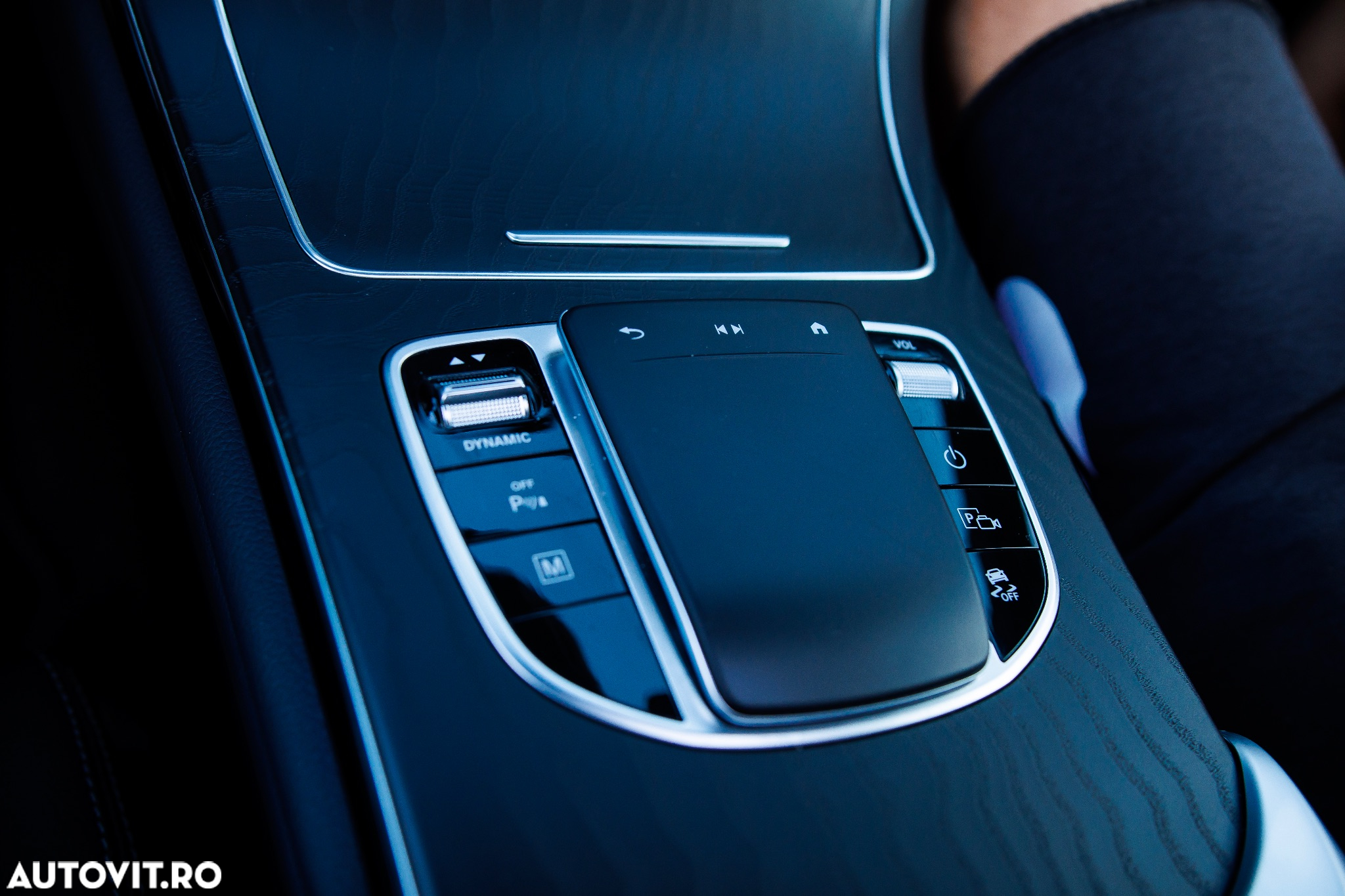 Mercedes-Benz GLC 300 de 4Matic 9G-TRONIC AMG Line - 11