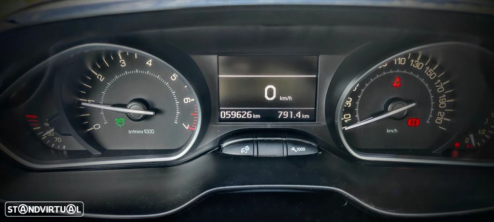 Peugeot 208 1.2 PureTech GT Line - 5