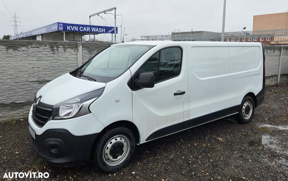 Renault Trafic - 1