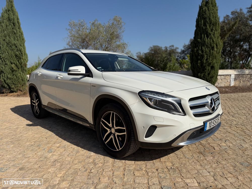 Mercedes-Benz GLA 180 CDi - 13