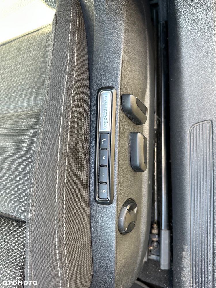Volkswagen Passat 2.0 TDI Business DSG - 14