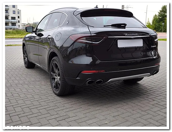 Maserati Levante Q4 Executive - 11