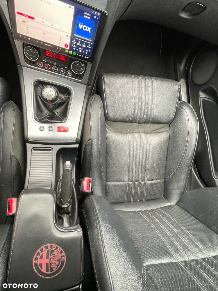 Alfa Romeo 159 1.9JTDM ti - 16
