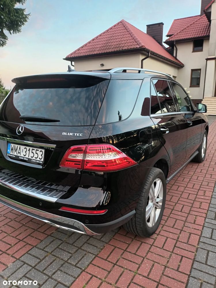 Mercedes-Benz ML 350 BlueTec 4-Matic - 11