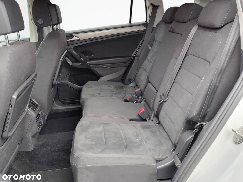 Volkswagen Tiguan Allspace 2.0 TDI SCR Comfortline DSG - 24