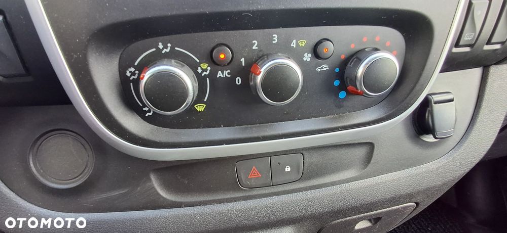 Renault Trafic ENERGY Combi Life - 16