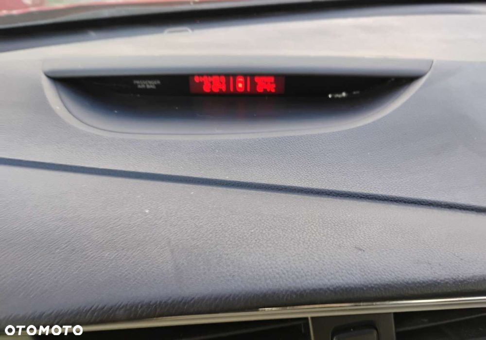 Kia Ceed - 14