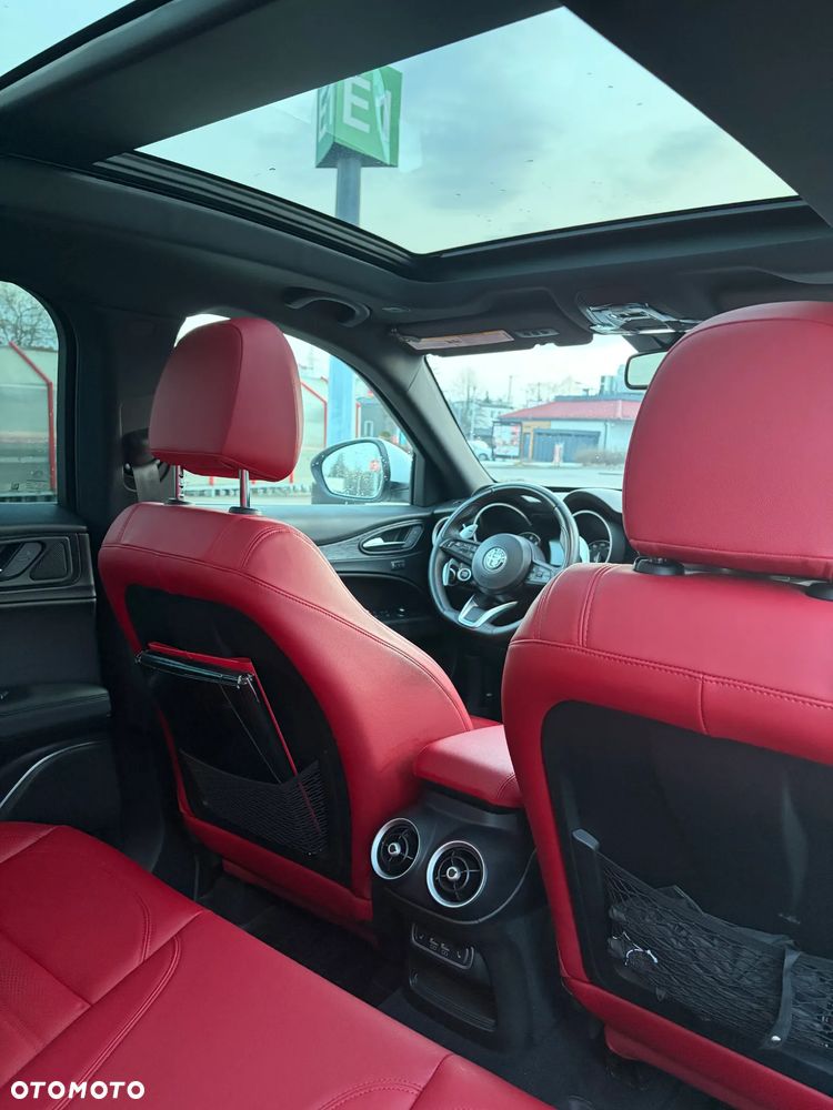 Alfa Romeo Stelvio 2.0 Turbo 16V AT8-Q4 Sprint - 11