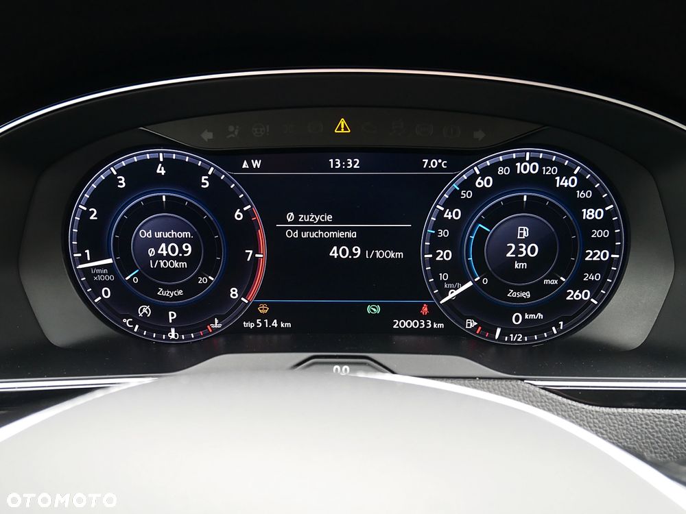 Volkswagen Passat - 10