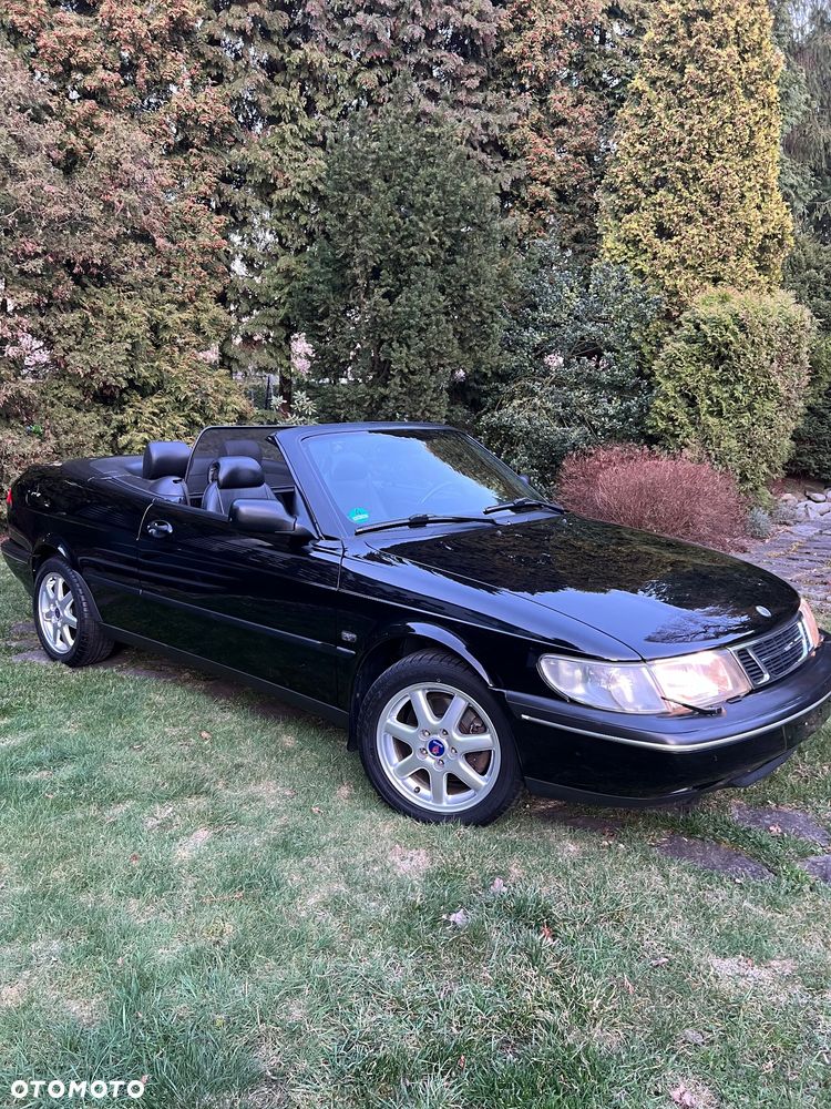 Saab 900 - 16