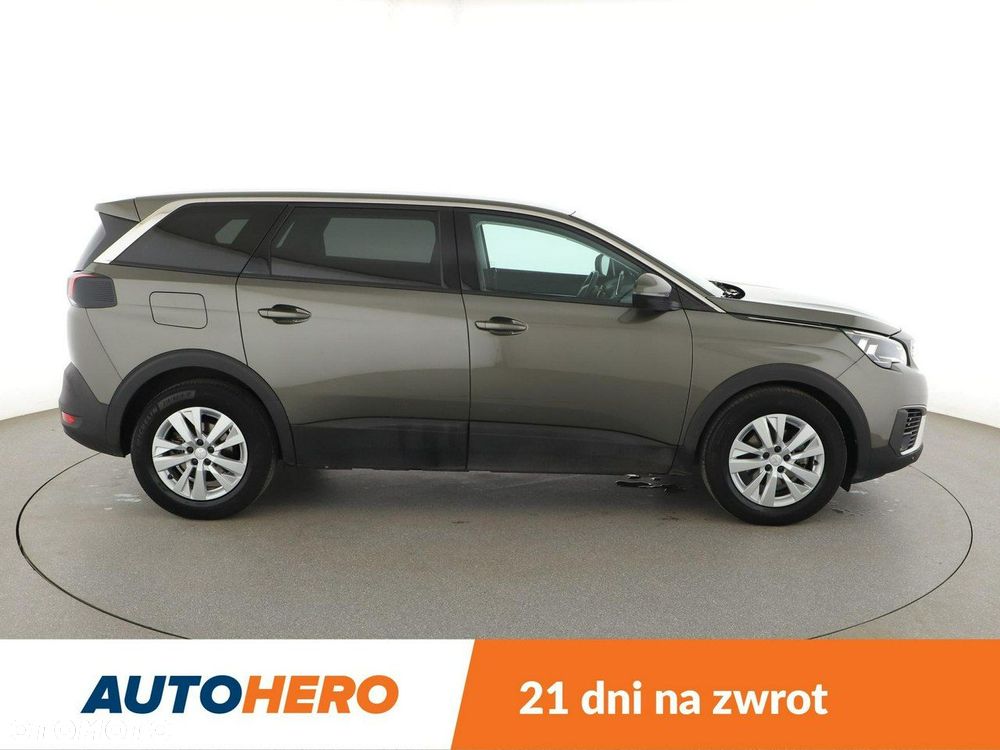 Peugeot 5008 1.2 PureTech Active S&S EAT6 - 9