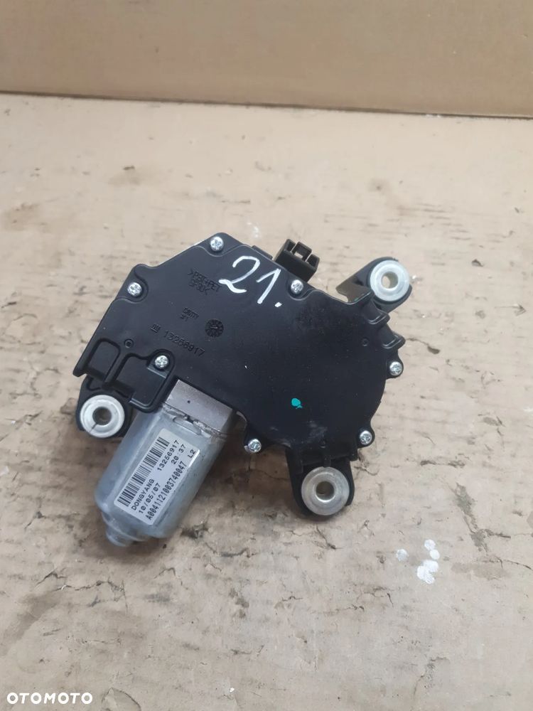 SILNICZEK WYCIERACZKI TYLNEJ OPEL ASTRA J nr 13256917 - 1