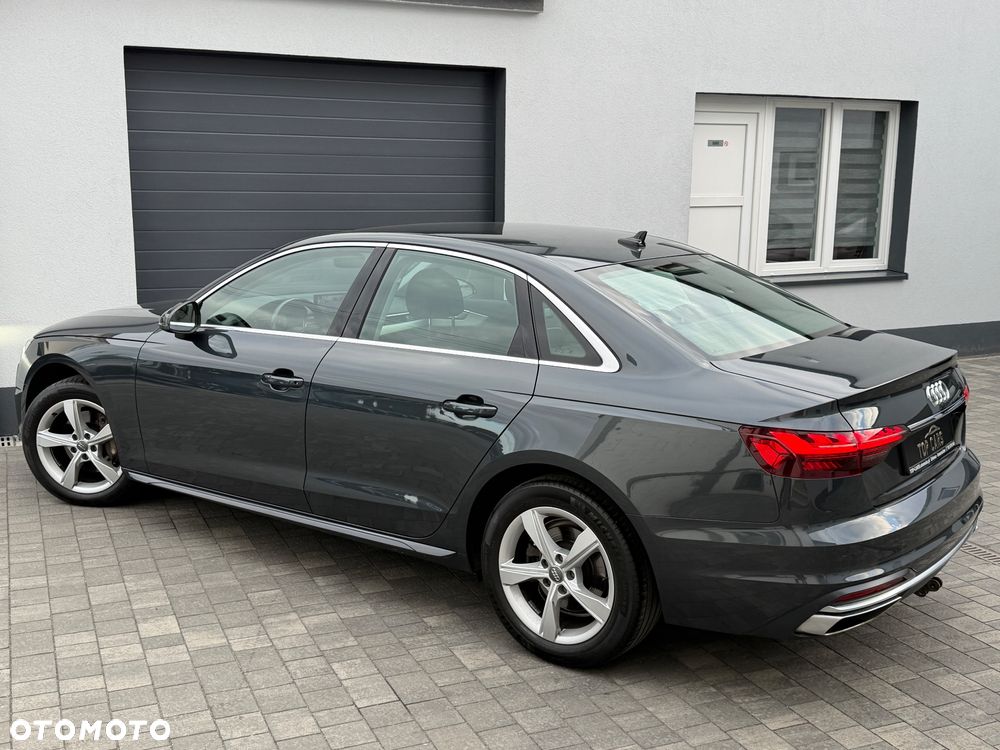 Audi A4 Limousine - 36