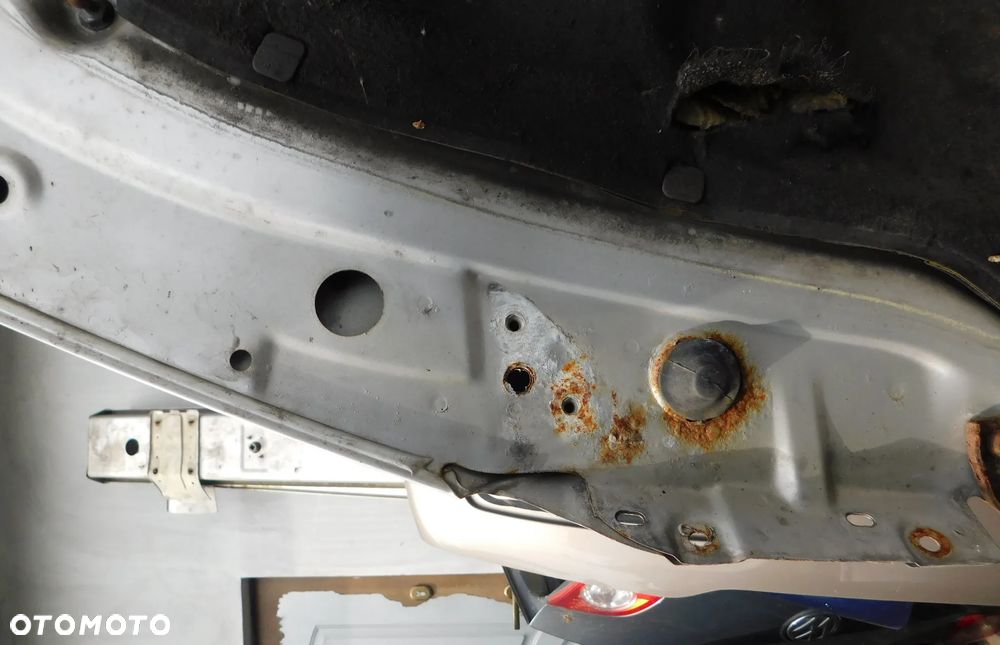 maska silnika SKODA SUPERB A 01-08 - 12