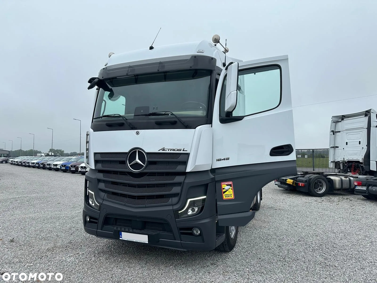 Mercedes-Benz Actros 1845 LS - 3