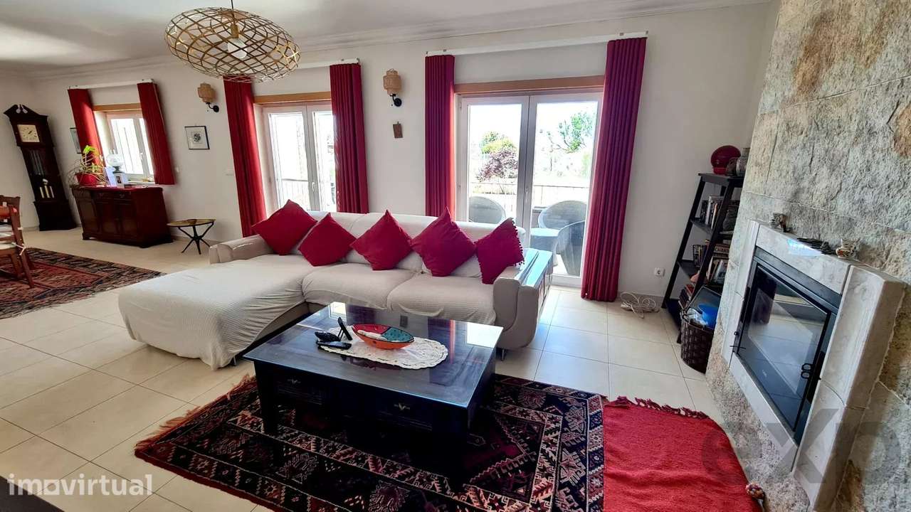 Moradia T4 com Piscina, perto de praias - Grande imagem: 5/50