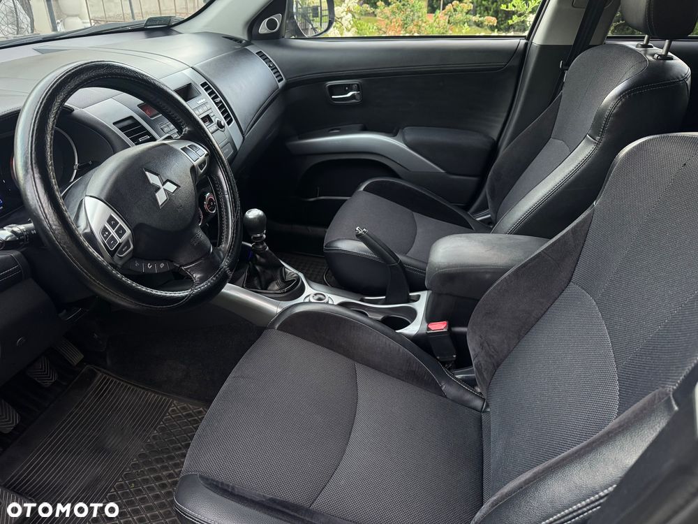 Mitsubishi Outlander 2.0 DID Intense - 8