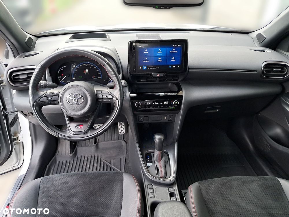 Toyota Yaris Cross Hybrid 1.5 GR Sport - 10