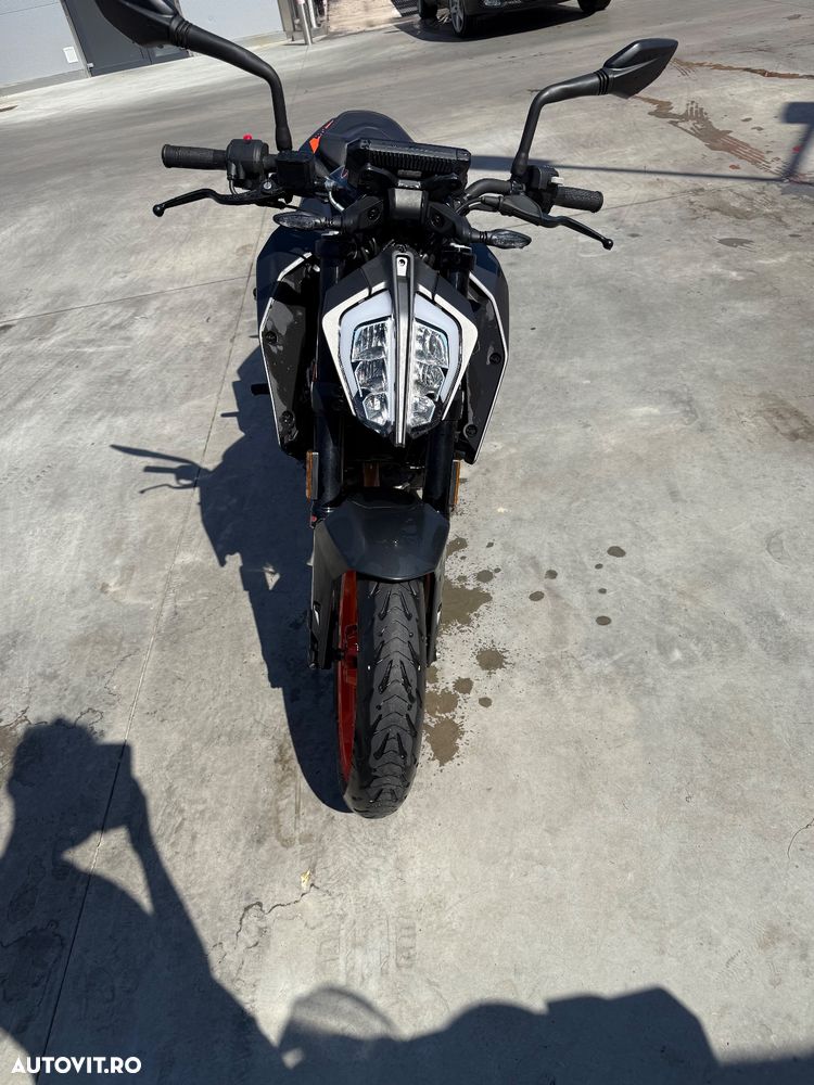 KTM 125 Duke - 4