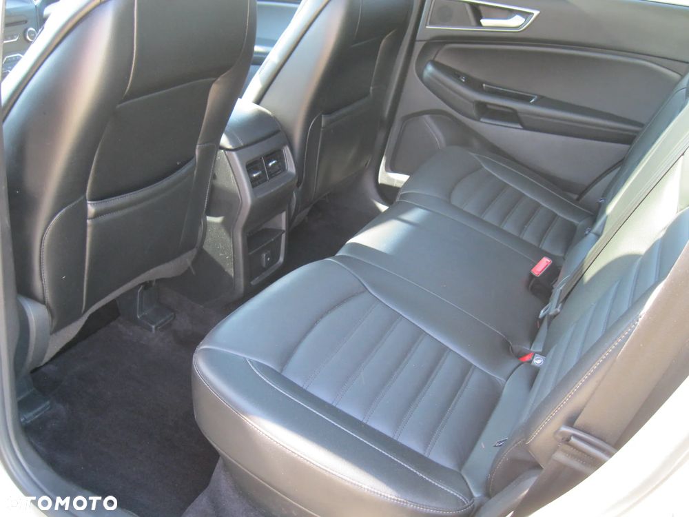 Ford Edge - 19
