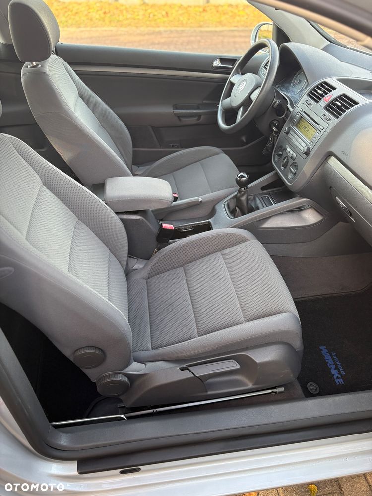 Volkswagen Golf - 14