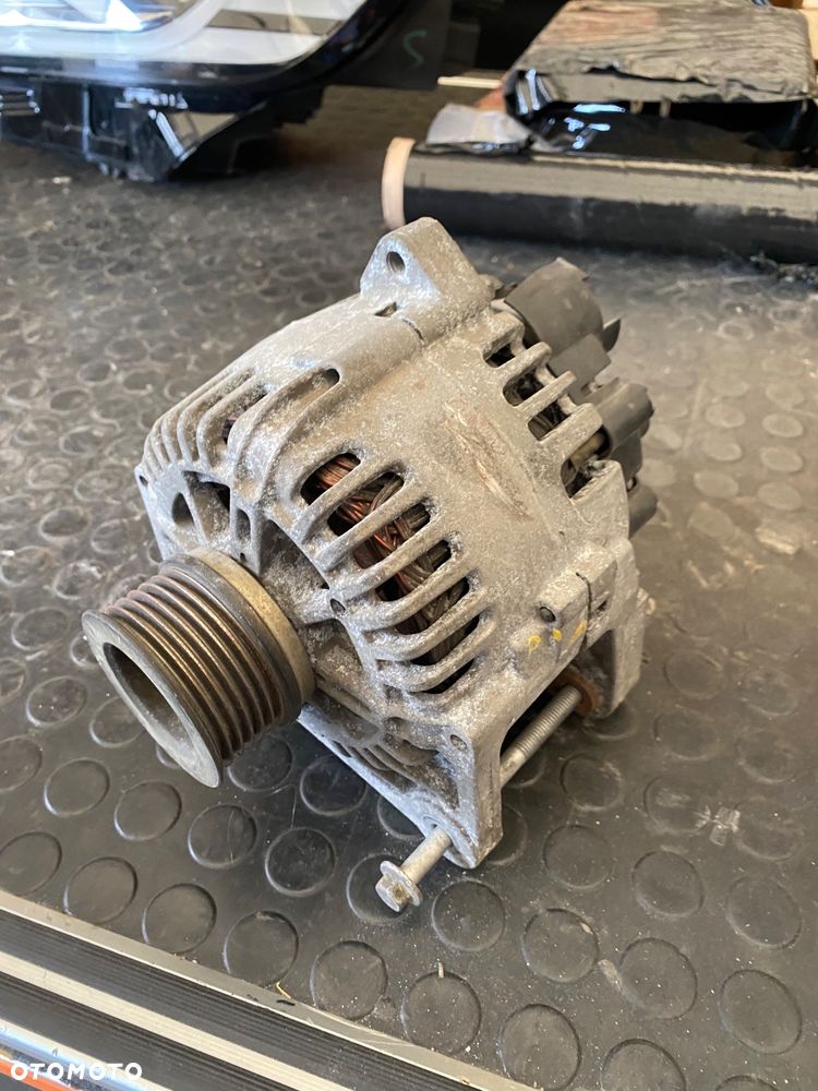 DACIA DUSTER 1 I  RENAULT SCENIC 2 II megane 1.6 16V ALTERNATOR  DASTER 8200667607 8200667607D 8200667607R thalia logan - 2