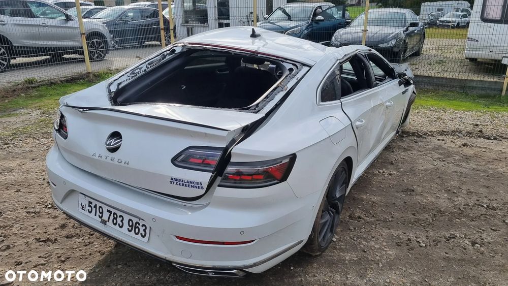Volkswagen Arteon 2.0 TDI SCR DSG R-Line - 14