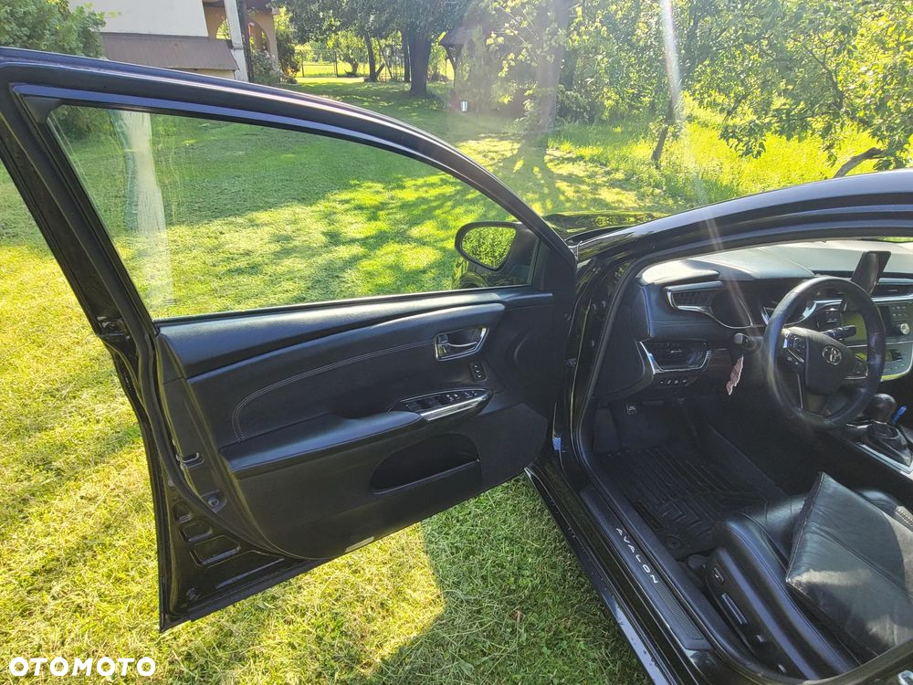 Toyota Avalon - 5