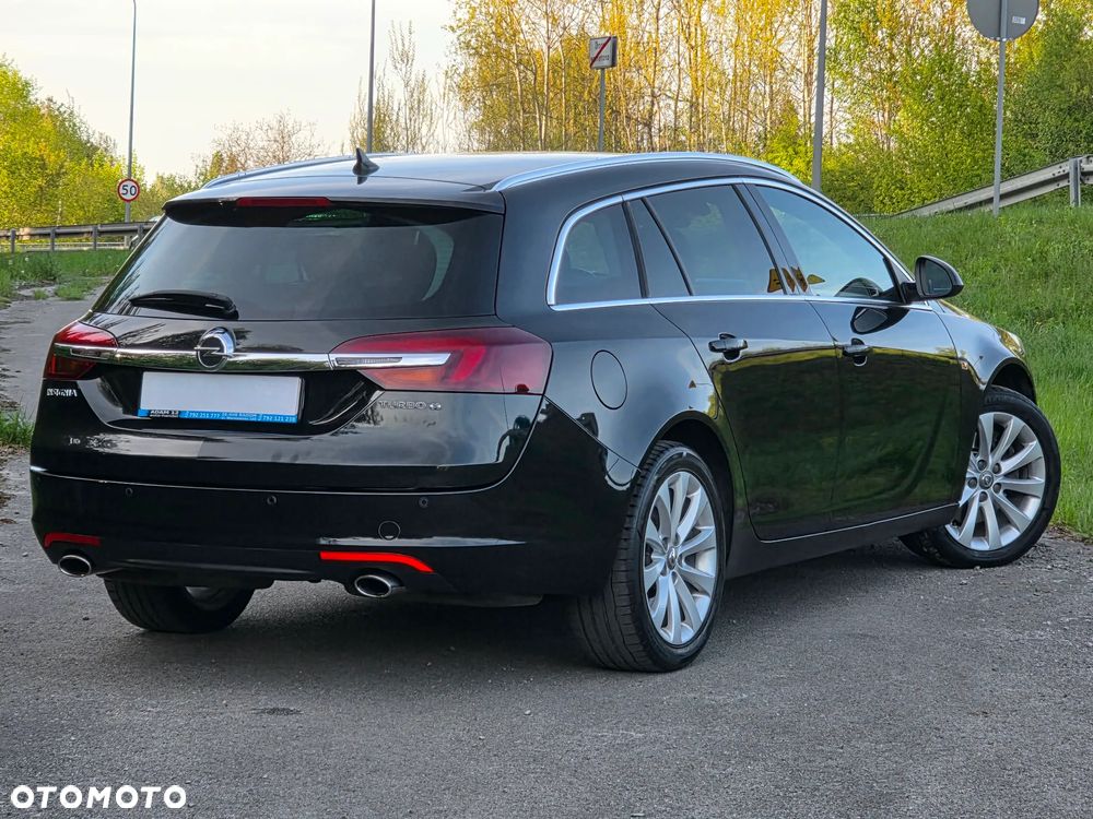 Opel Insignia 2.0 T Cosmo 4x4 - 13