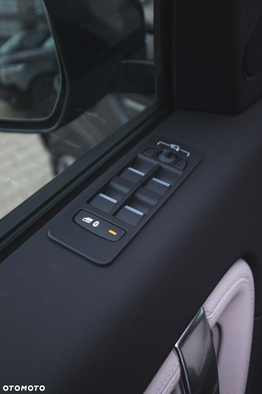 Land Rover Discovery Sport - 13