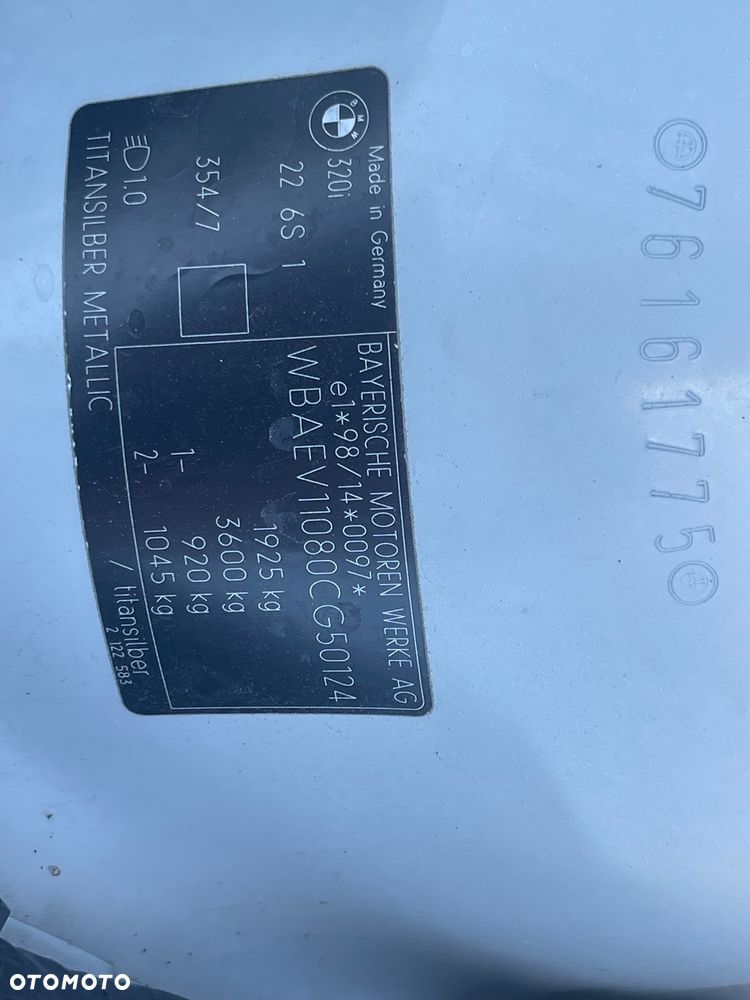 BMW Seria 3 - 16