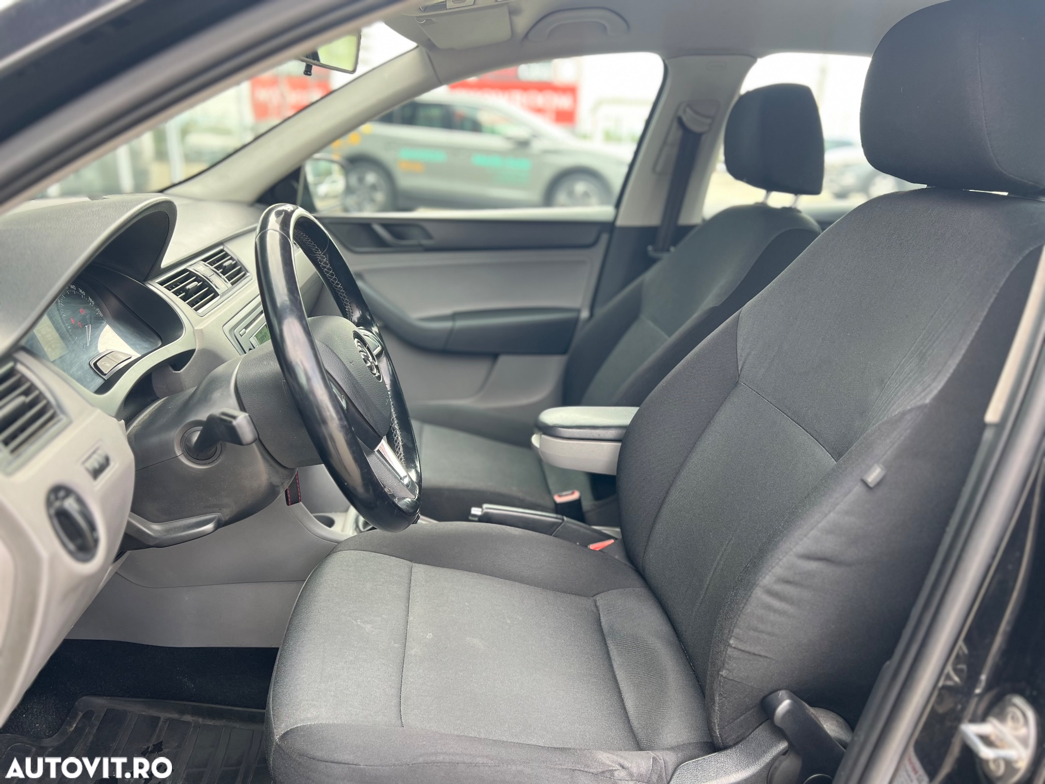 Skoda RAPID - 16