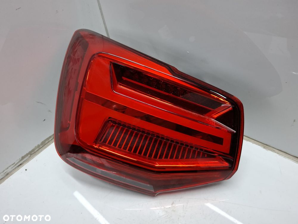LAMPA LEWA TYLNA TYŁ AUDI Q2 81a945091b 81A LED ŁADNA - 4