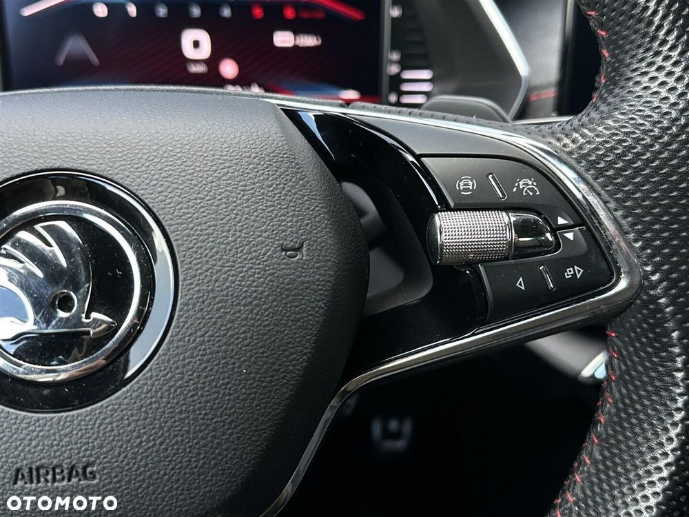 Skoda Octavia 2.0 TDI RS DSG - 21