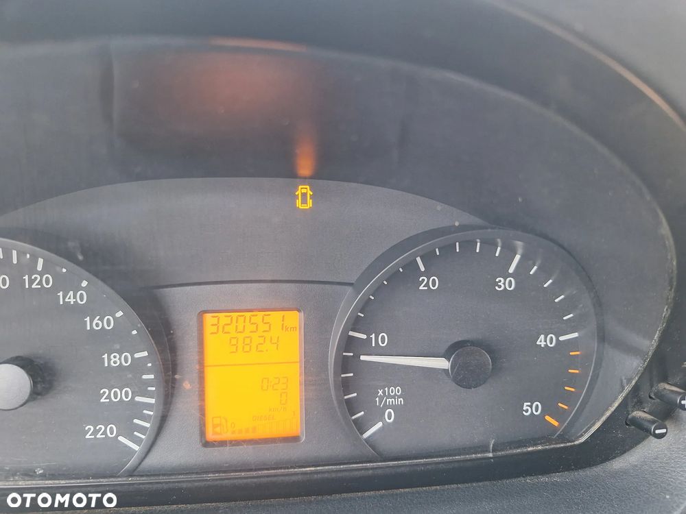 Mercedes-Benz Vito - 12