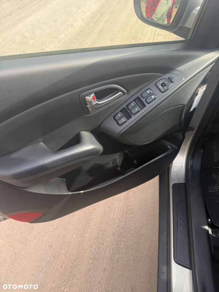 Hyundai ix35 2.0 Comfort 2WD - 14