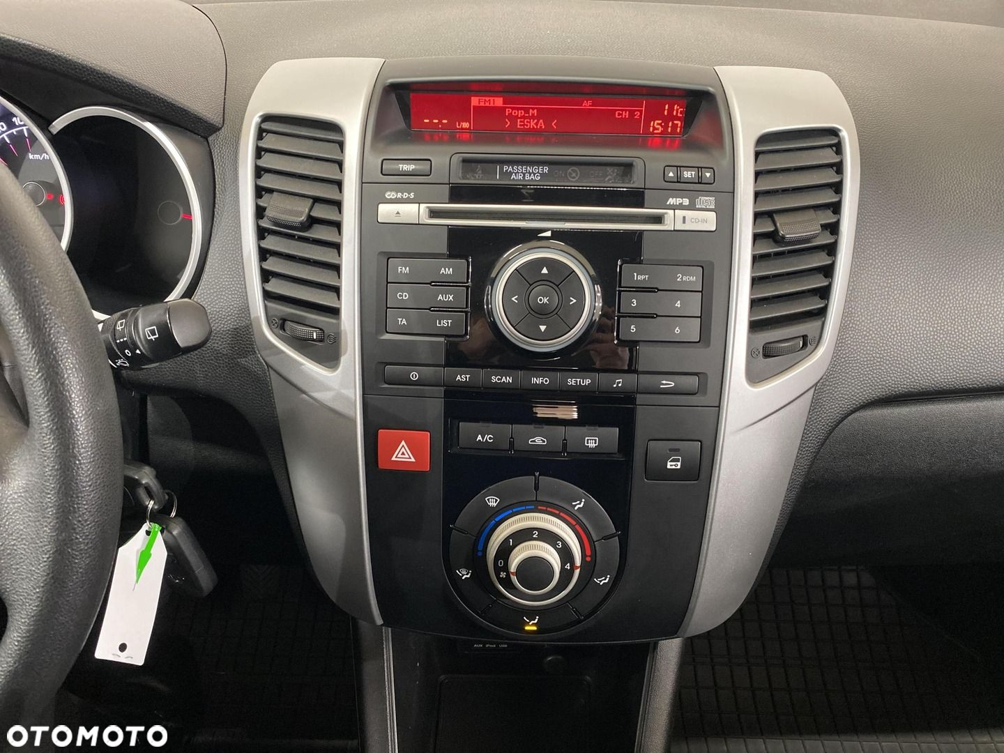 Kia Venga 1.6 M - 14