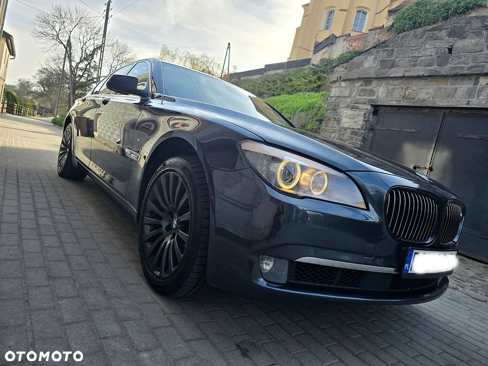 BMW Seria 7 740d xDrive - 16