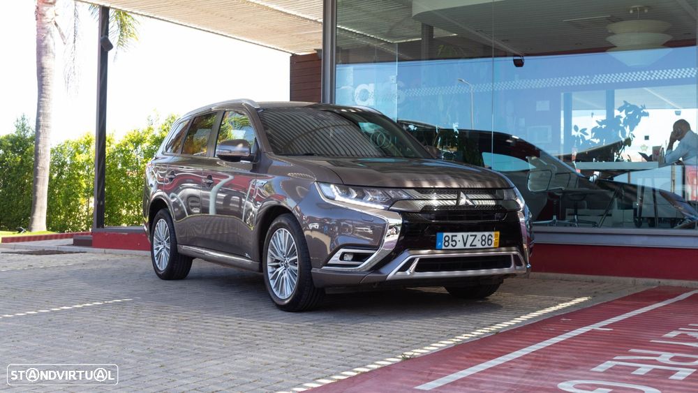 Mitsubishi Outlander 2.4 Instyle - 3