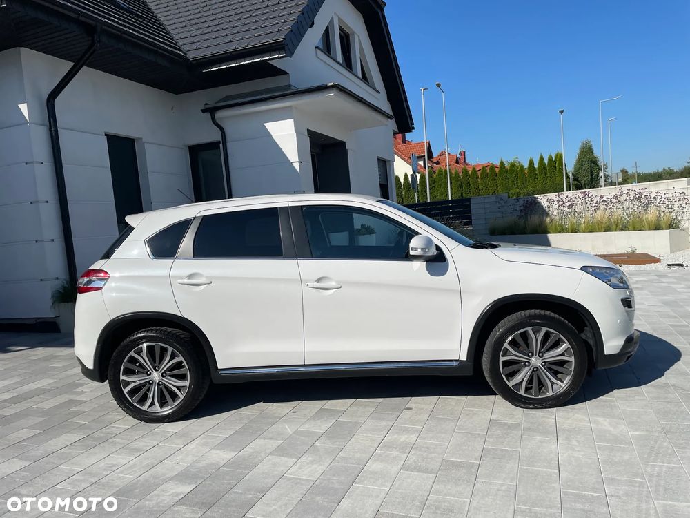 Peugeot 4008 - 4